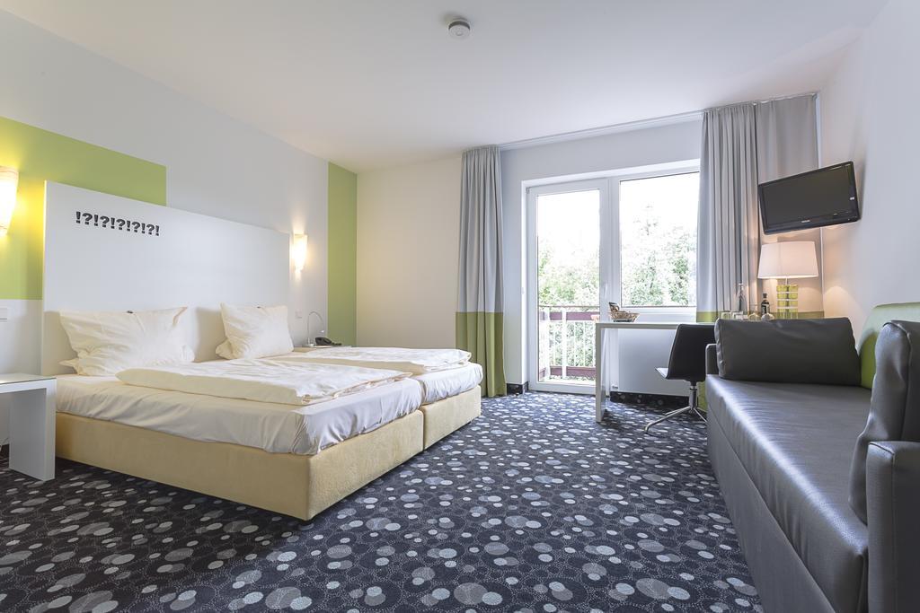 Hotel Fliegendes Klassenzimmer Bad Berleburg Eksteriør bilde